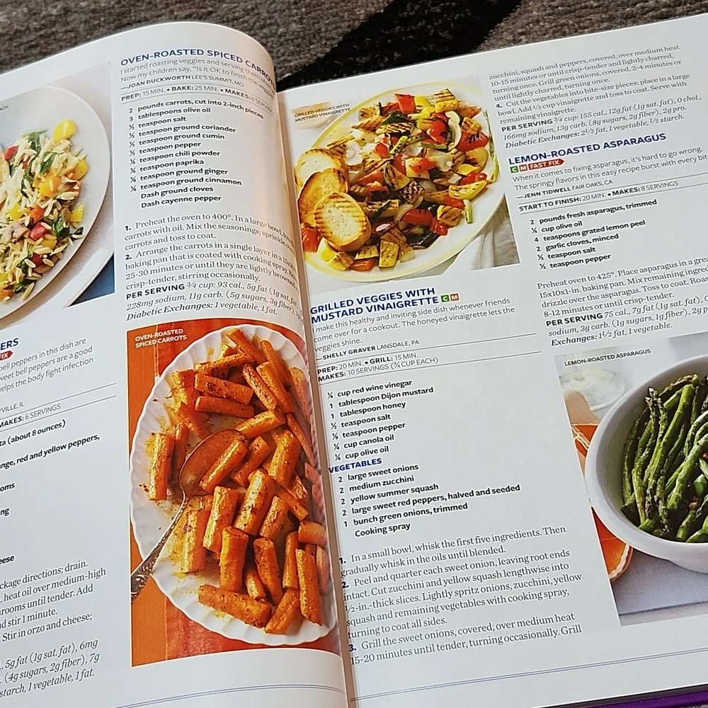 TASTE OF HOME HEALTHY COOKING 2017 ANNUAL RECIPES HARDCOVER COOKBOOK